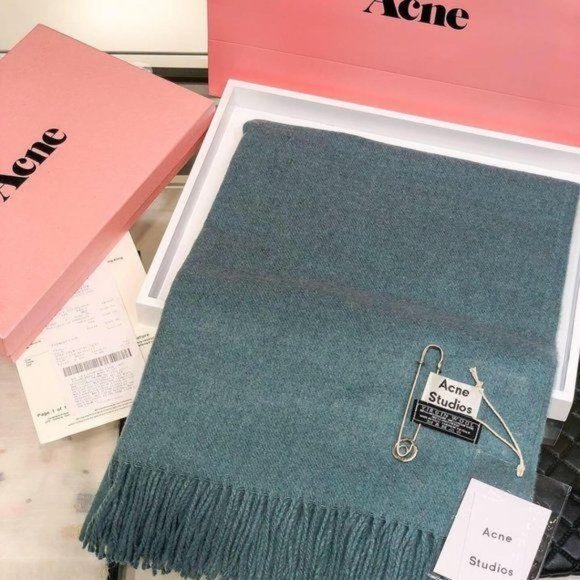 Acne studios Blue wool scarf